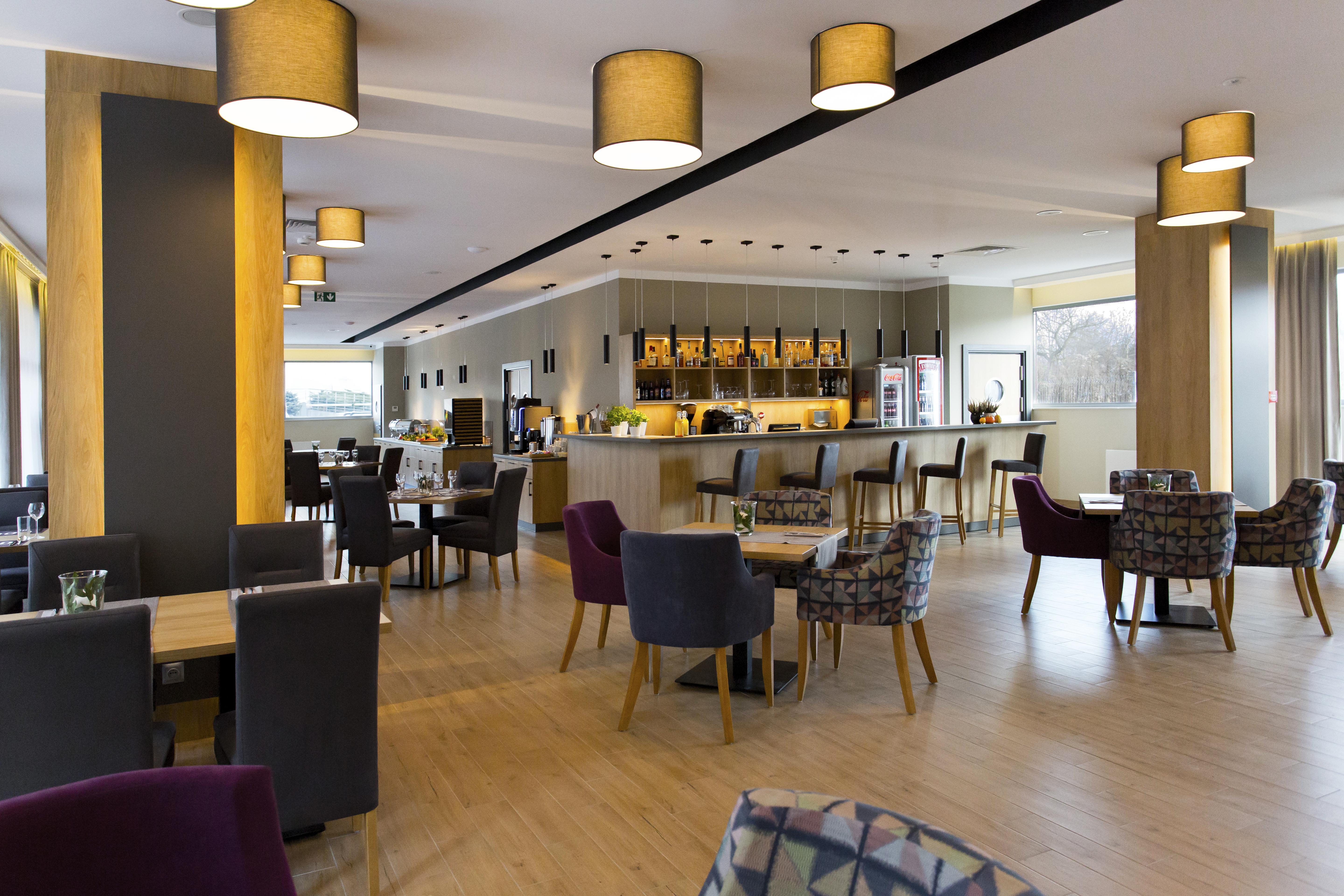 Hotel Conrad Comfort Krakow Bagian luar foto