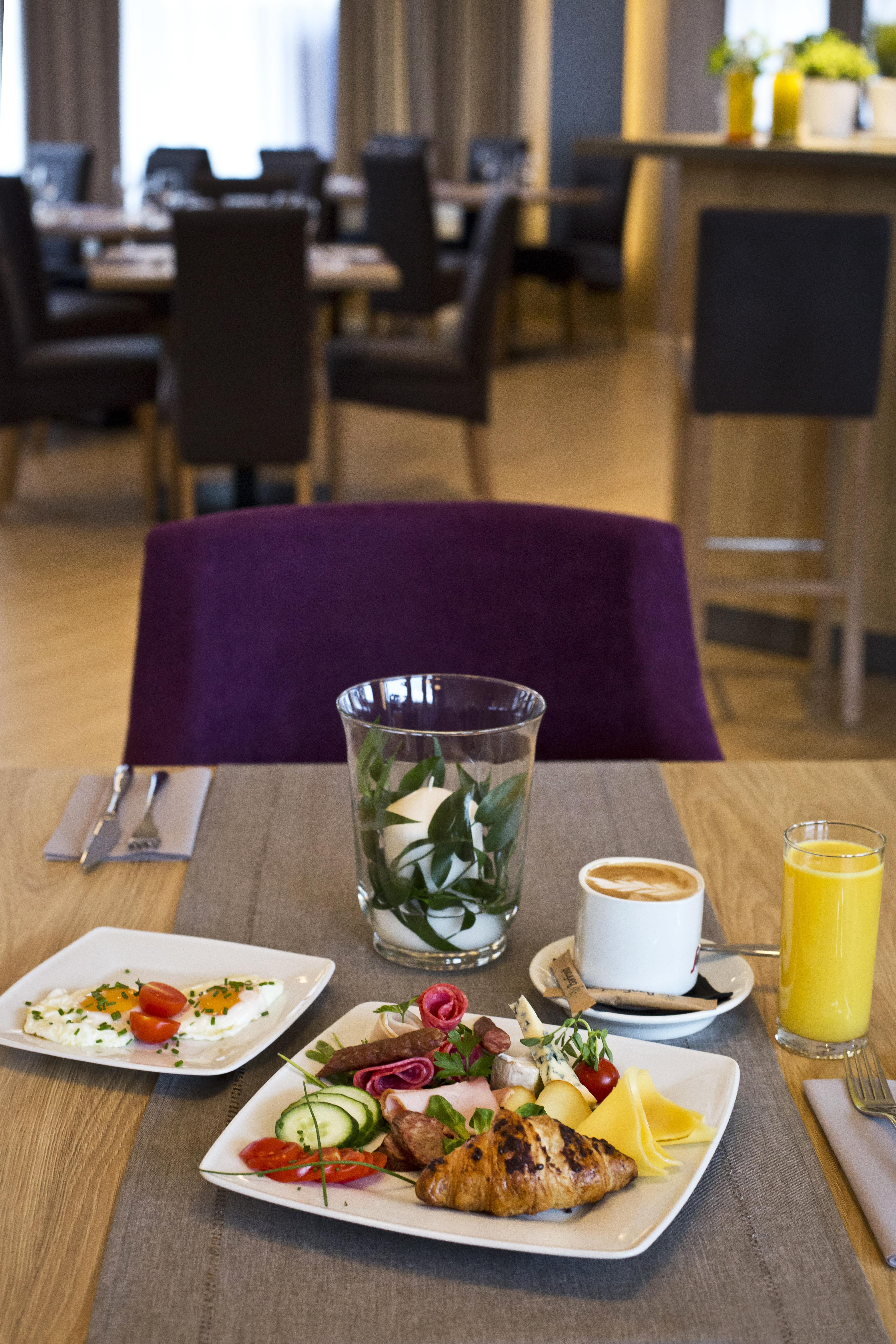 Hotel Conrad Comfort Krakow Bagian luar foto