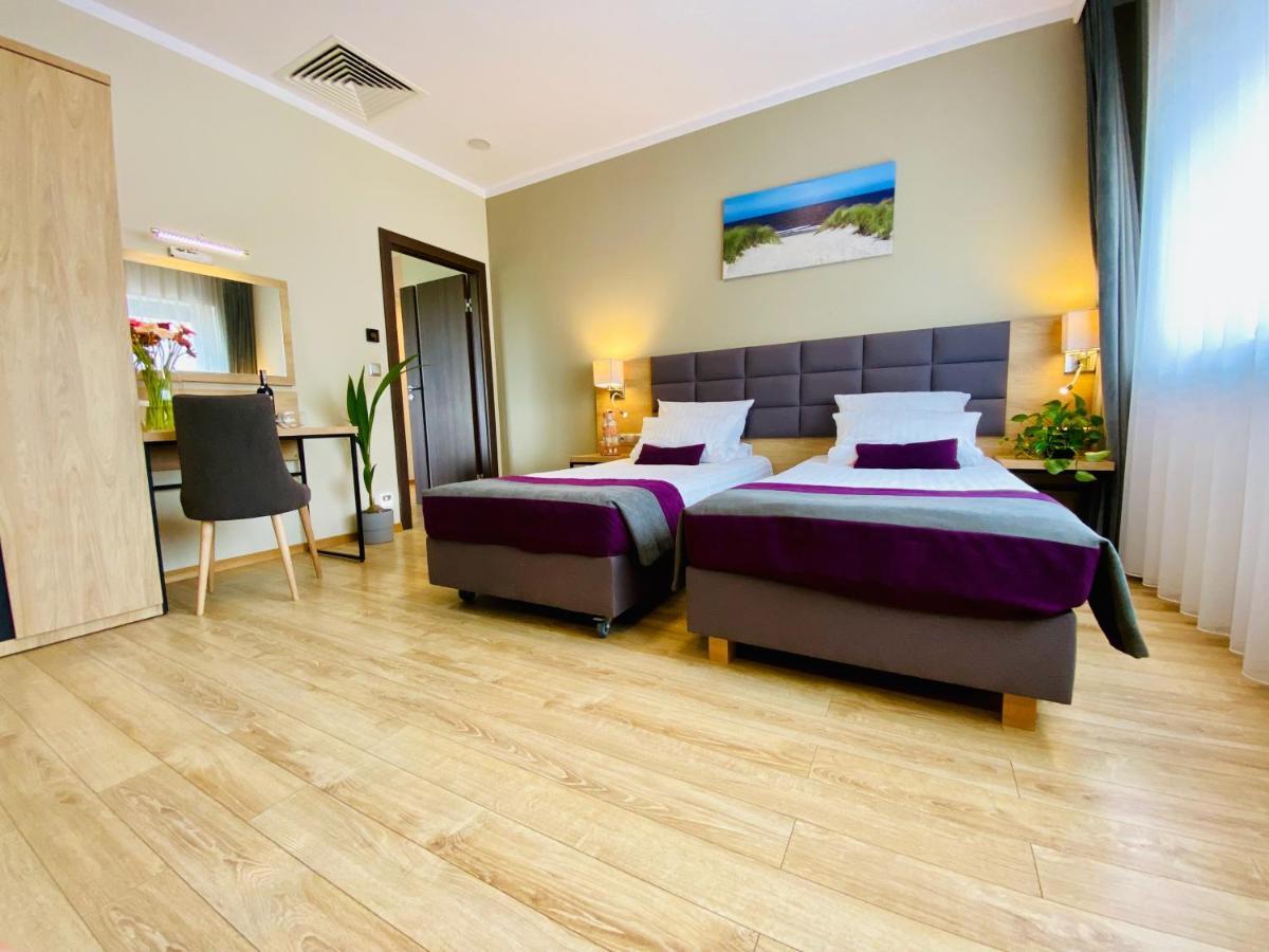 Hotel Conrad Comfort Krakow Bagian luar foto